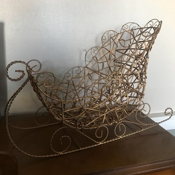 Rare Vintage Handcrafted Gold Sleigh Collector - Picture 7 of 7